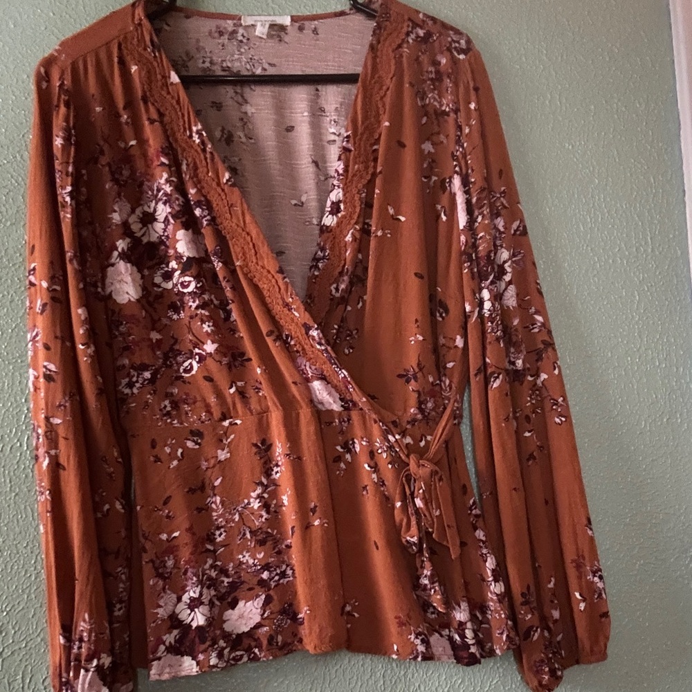 Maurices Rust and White Floral Wrap Blouse
